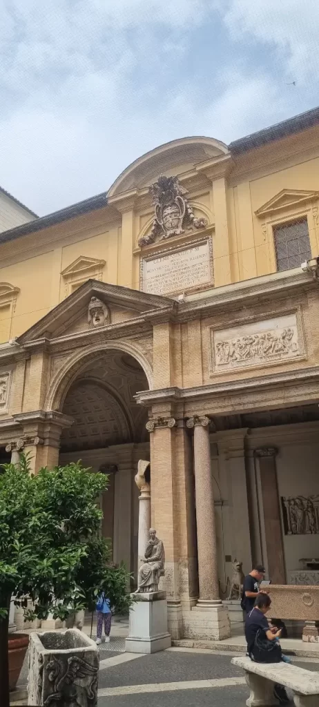 ピオ・ クレメンティーノ美術館