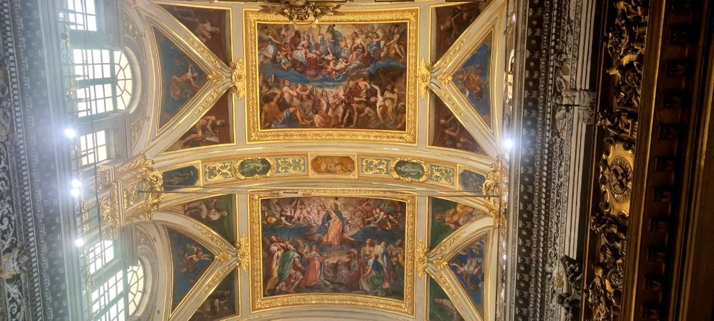 ジェズ教会（Chiesa del Gesù e dei Santi Ambrogio e Andrea）の壁画