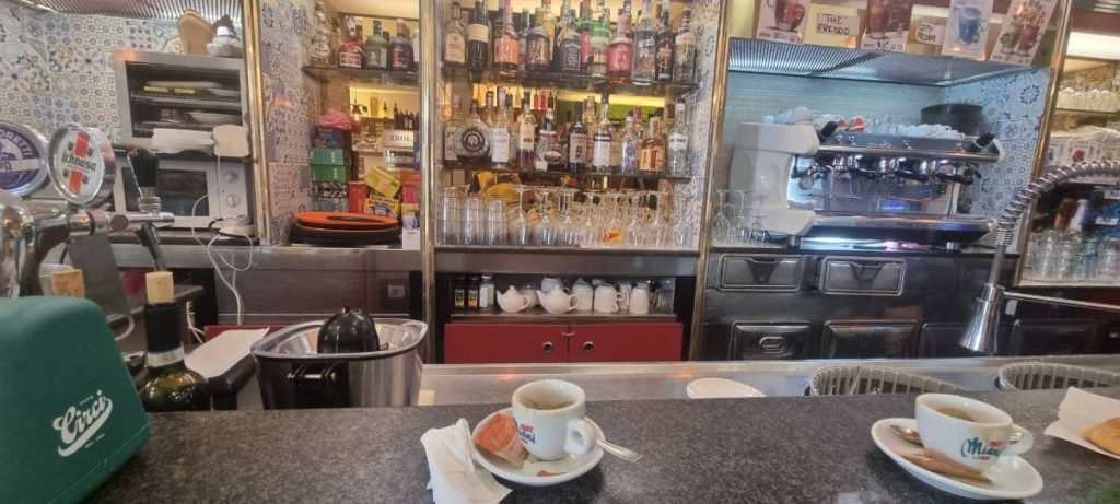 イタリアのカフェ